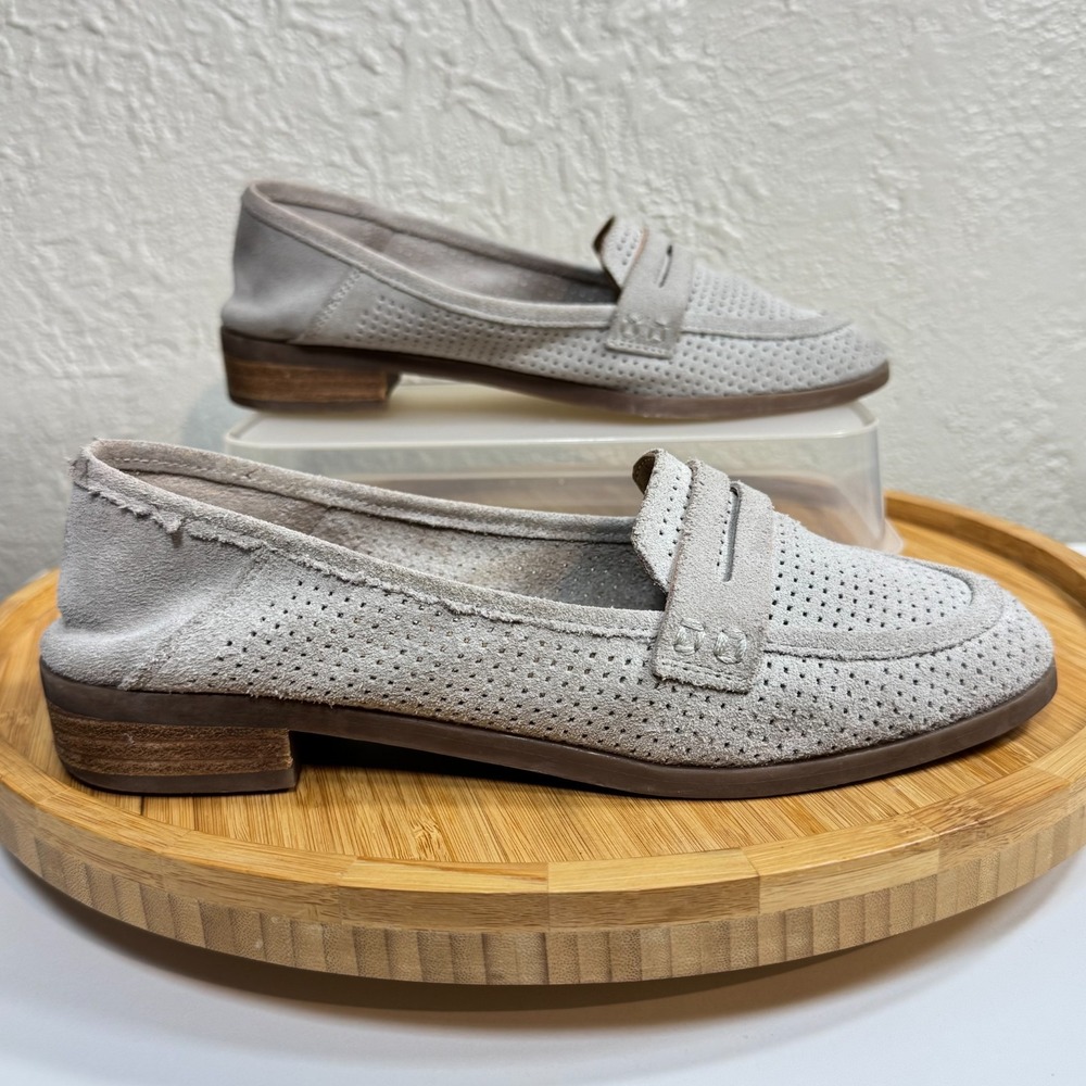 Lucky Brand Caylon Penny Loafers 6.5 Suede Leather Perforated Slip On Moc Shoe